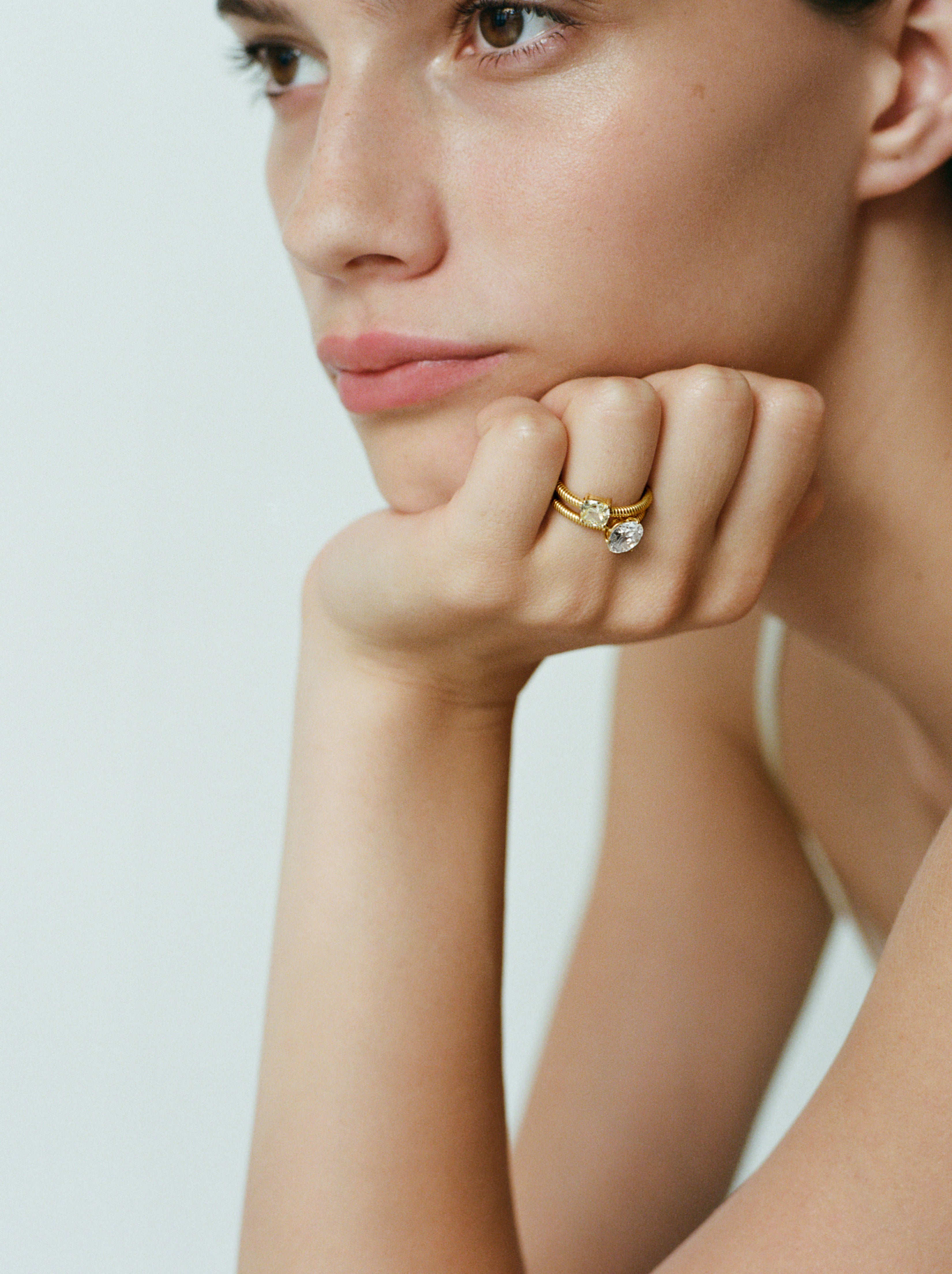 Anillo Cabo cushion amarillo