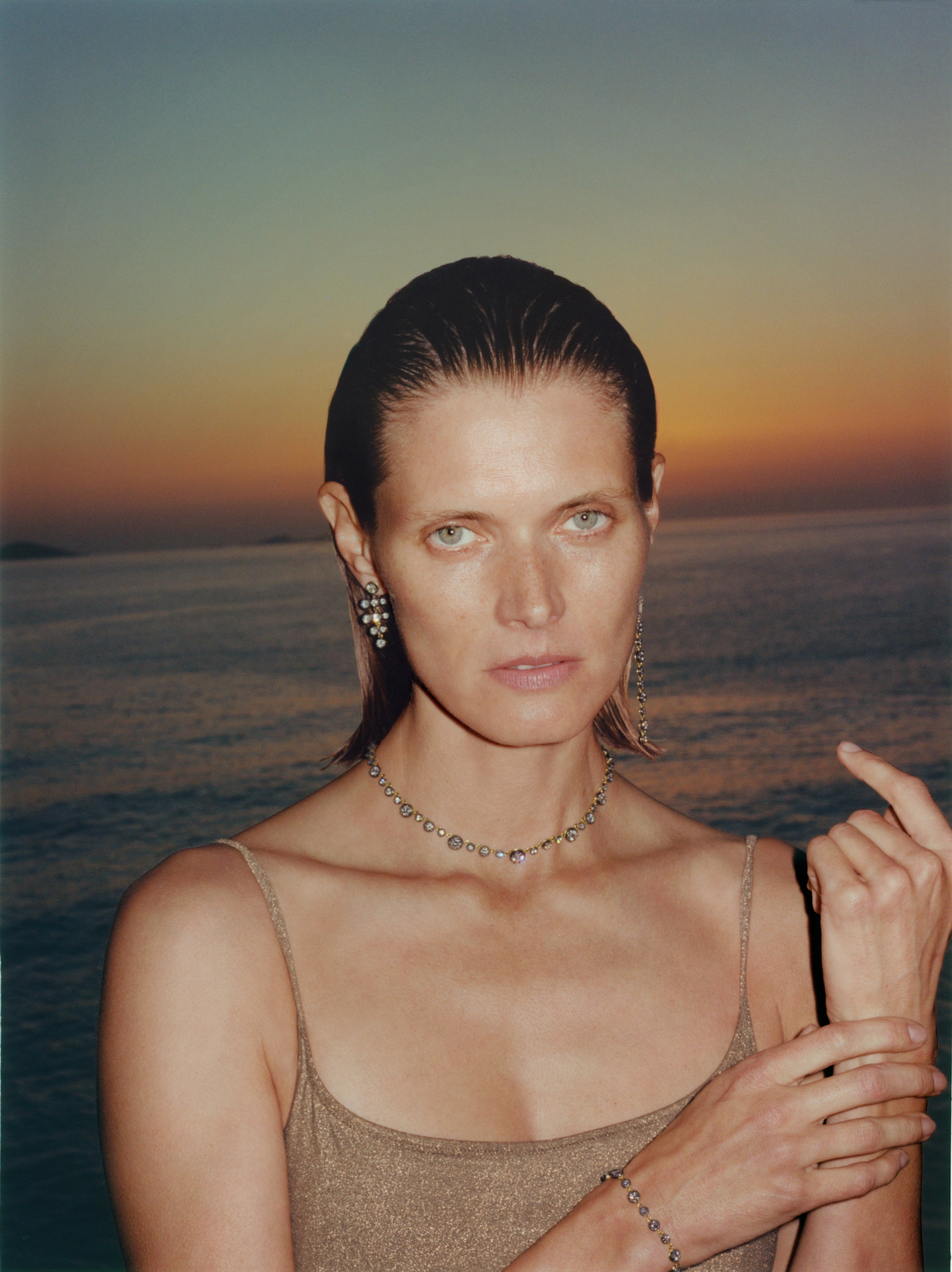 Midnight Racimo earrings