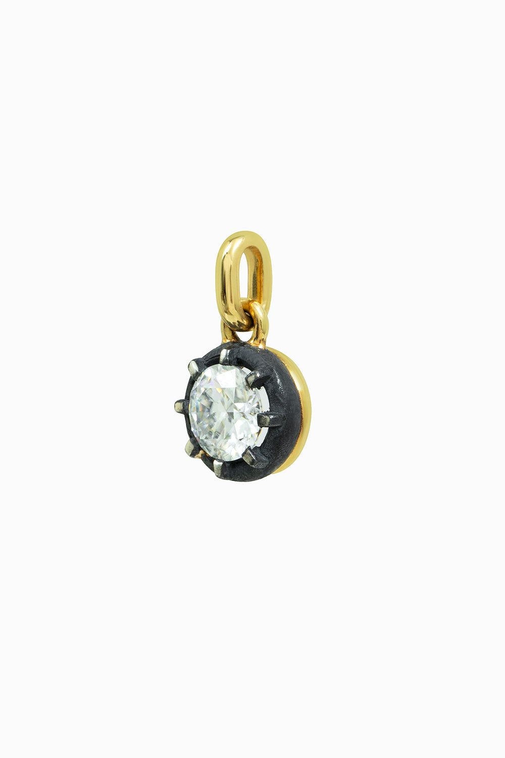Midnight pendant solitaire