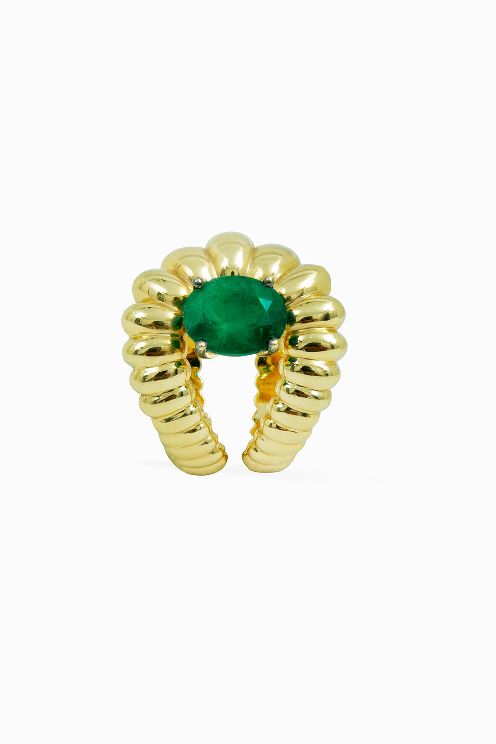 Spiral ring emerald