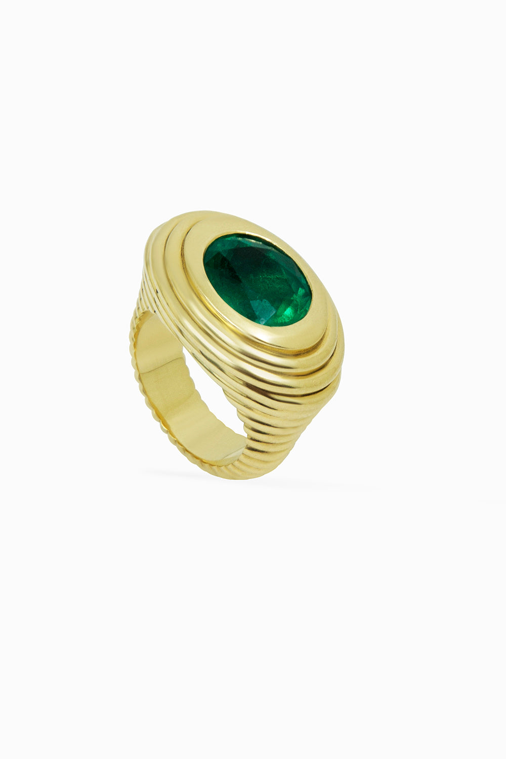 Pinky gold emerald ring