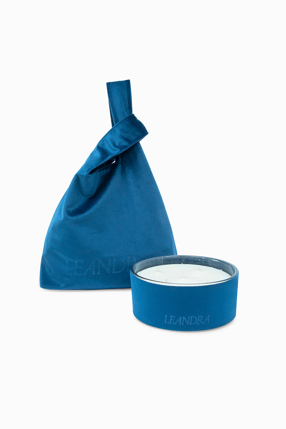 Vela Leandra 1.5kg + Packaging Terciopelo