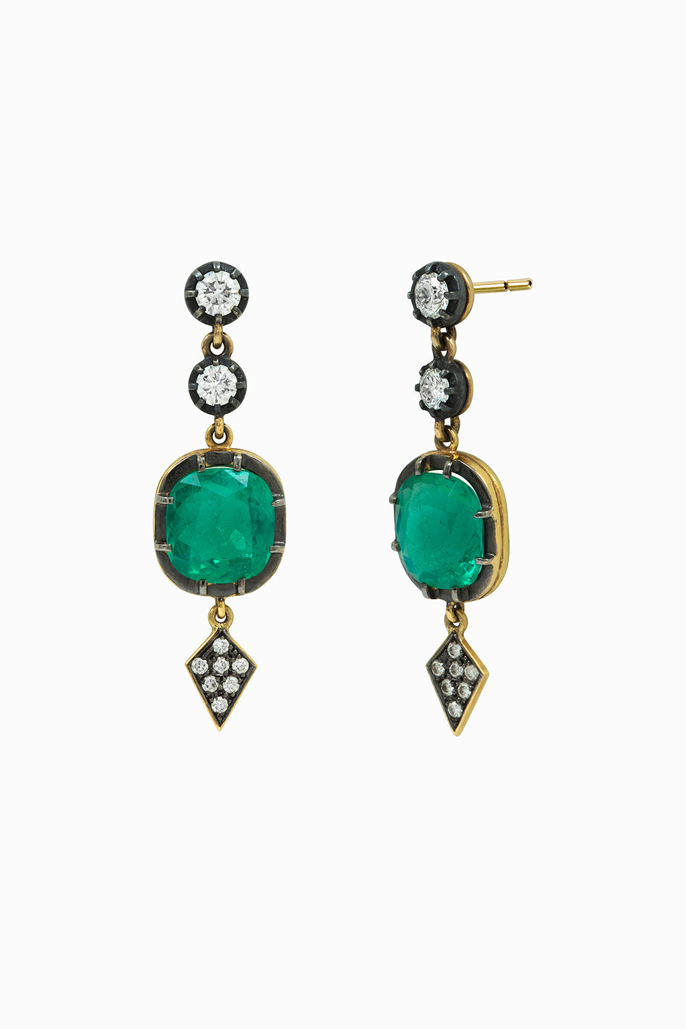 Cushion emeralds & diamonds earrings