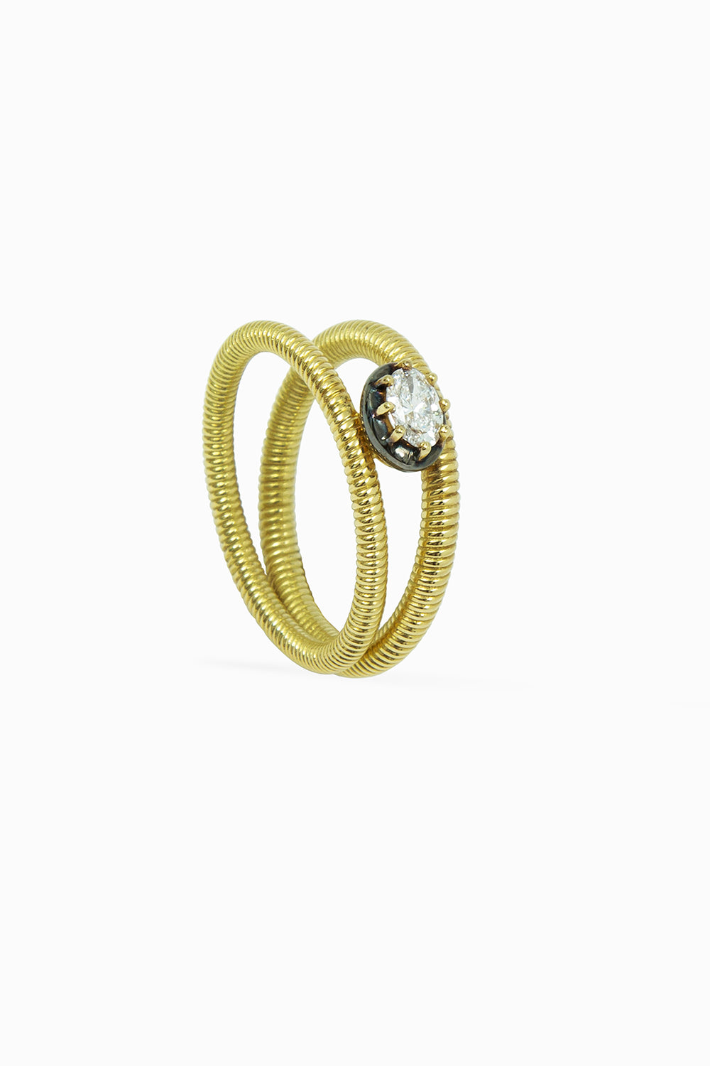 Cabo oval solitaire ring