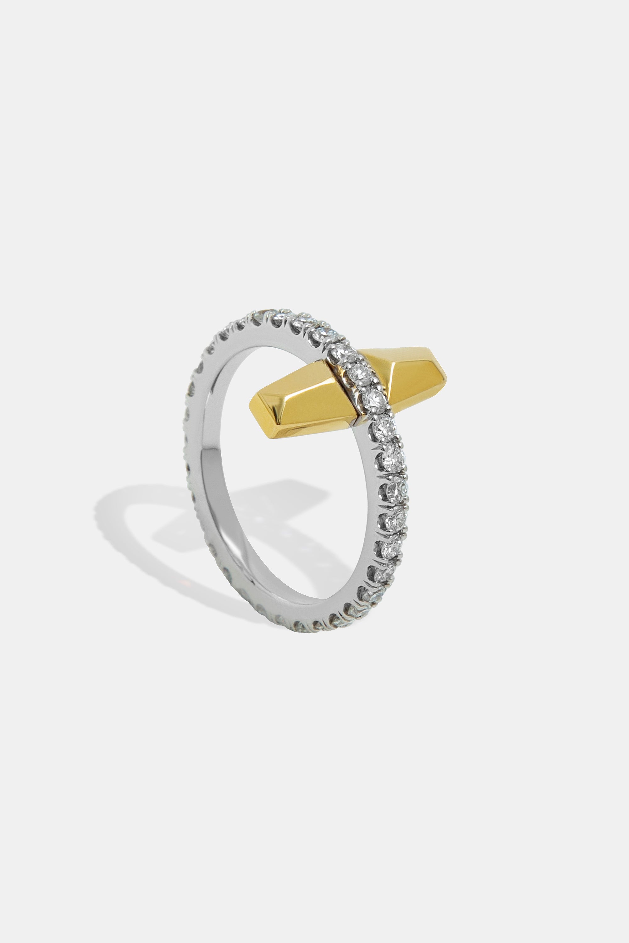 Olé trapeze band ring white