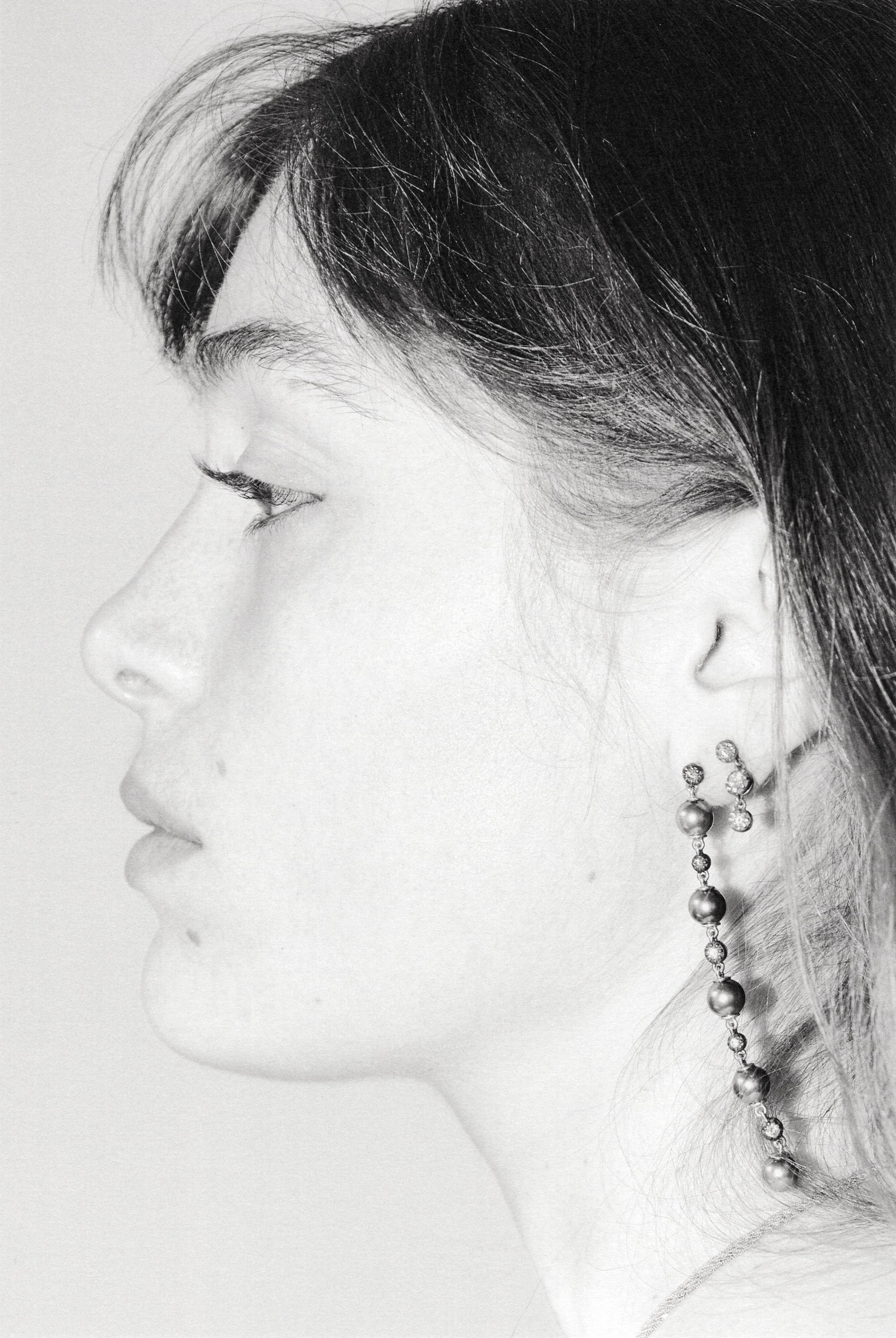 Midnight 3 diamonds earrings