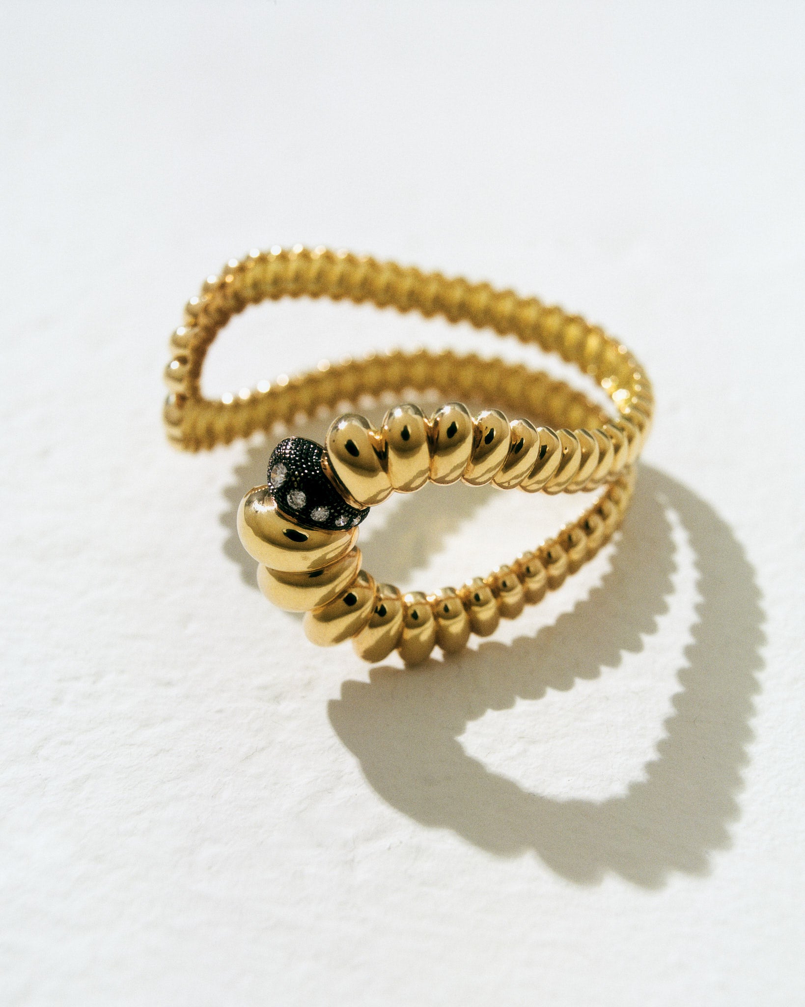 Pulsera Spiral con diamantes