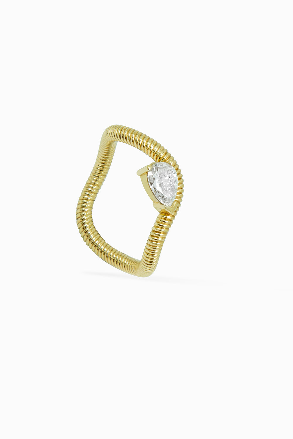 Waves ring pear