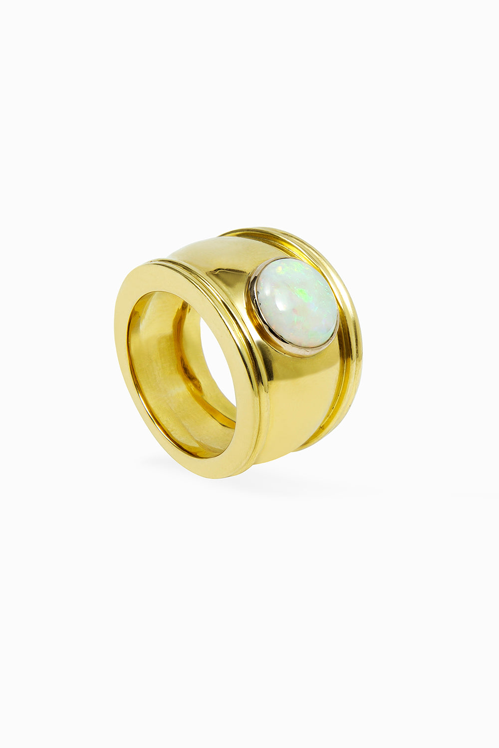 Opal ring