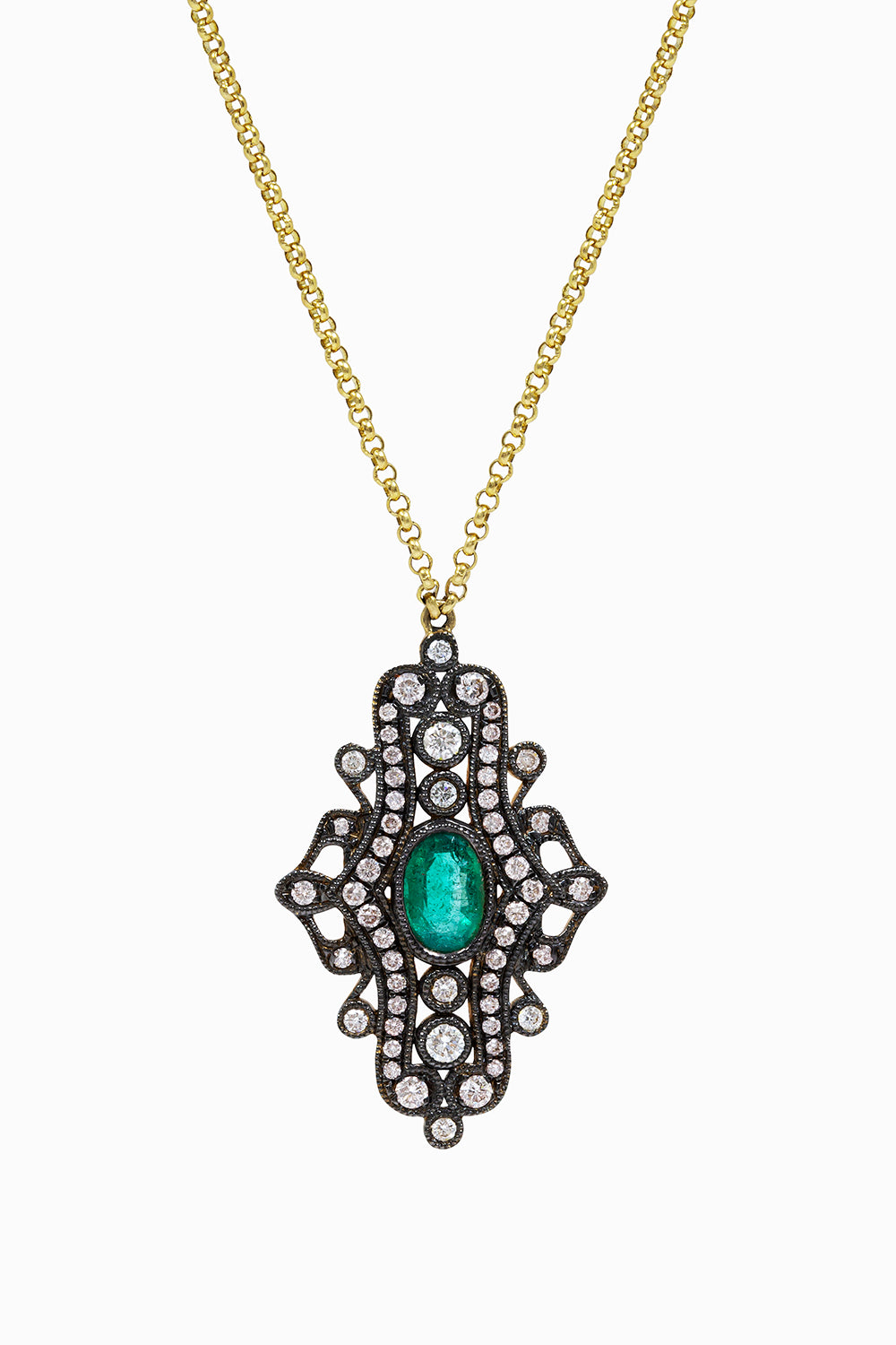 Oval emerald pendant