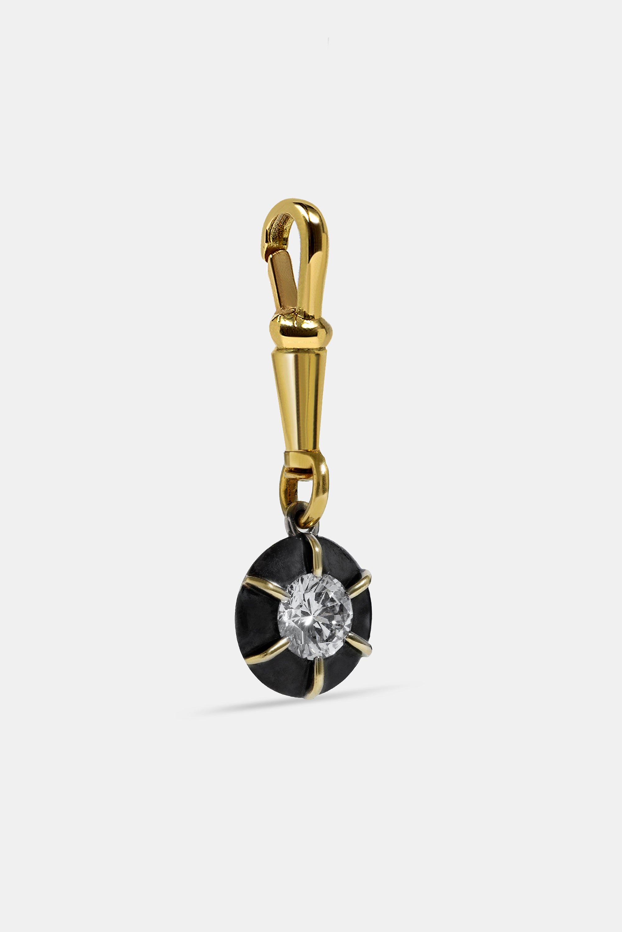 Jorge clasp 0.70ct.