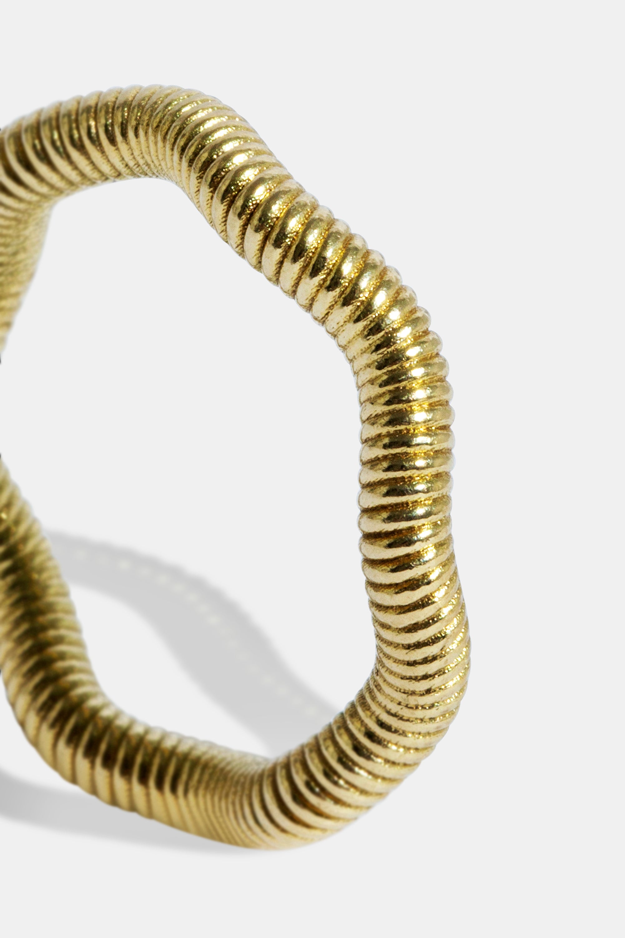 Cabo waves ring