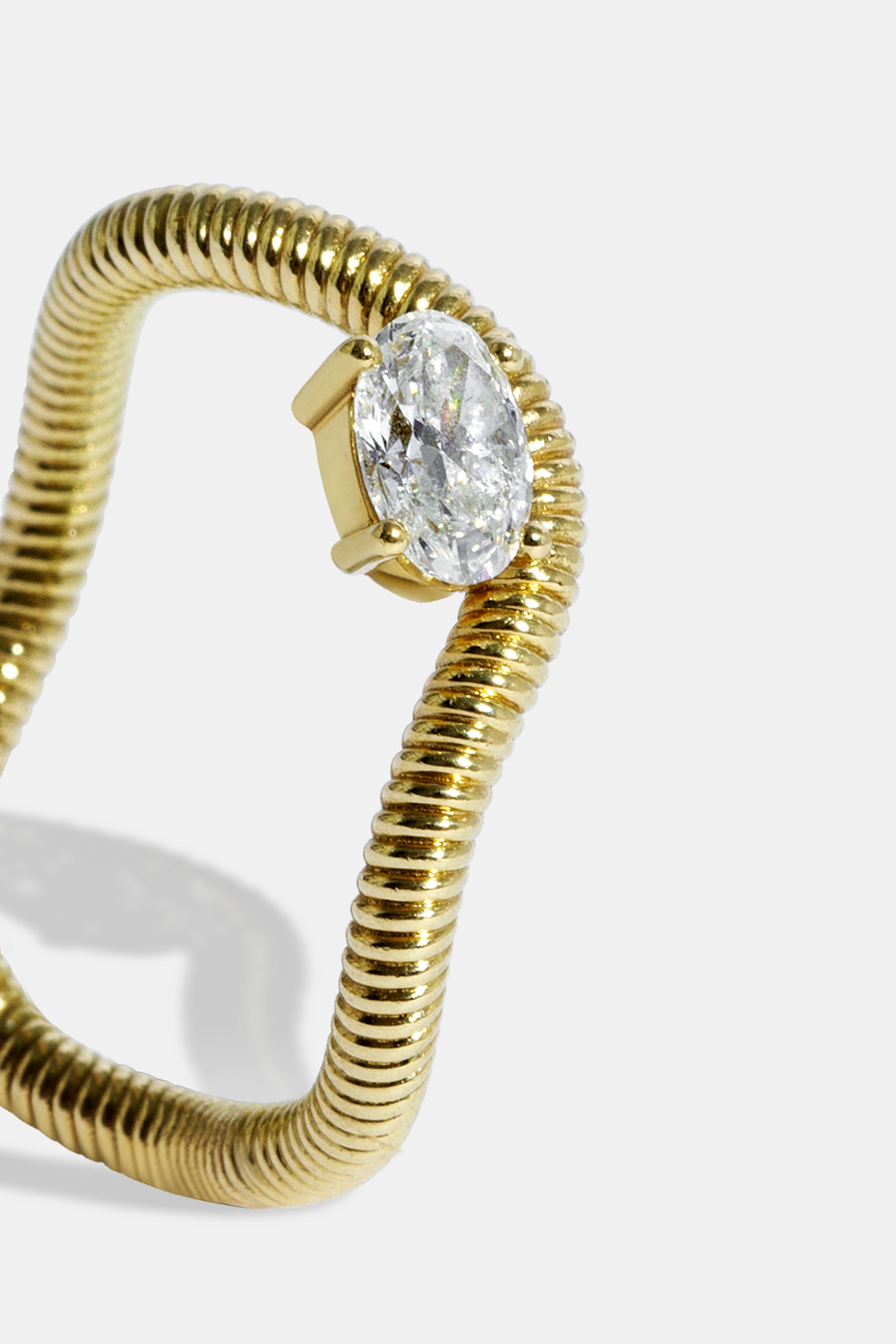 Cabo waves ring oval