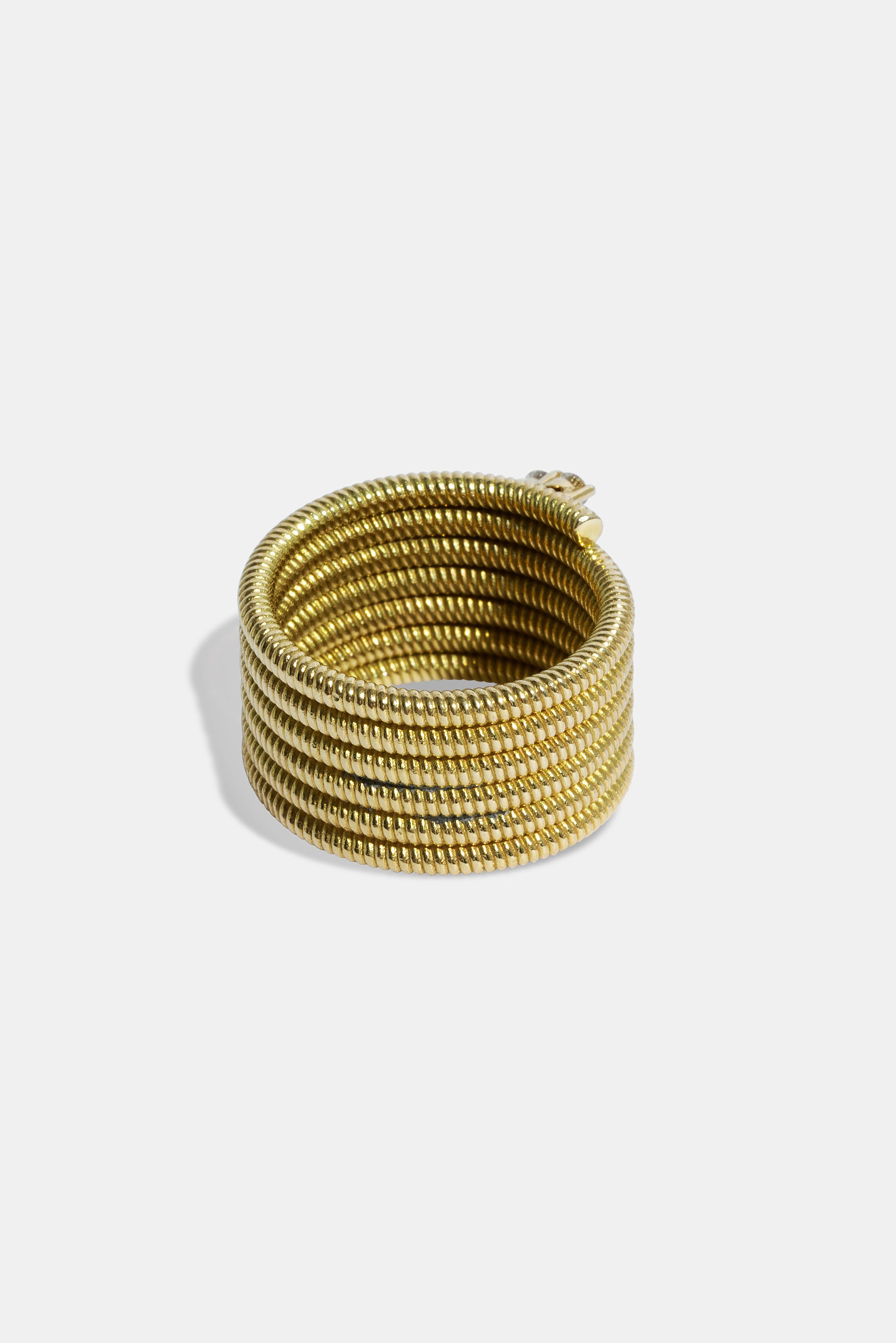 Cabo diagonal ring
