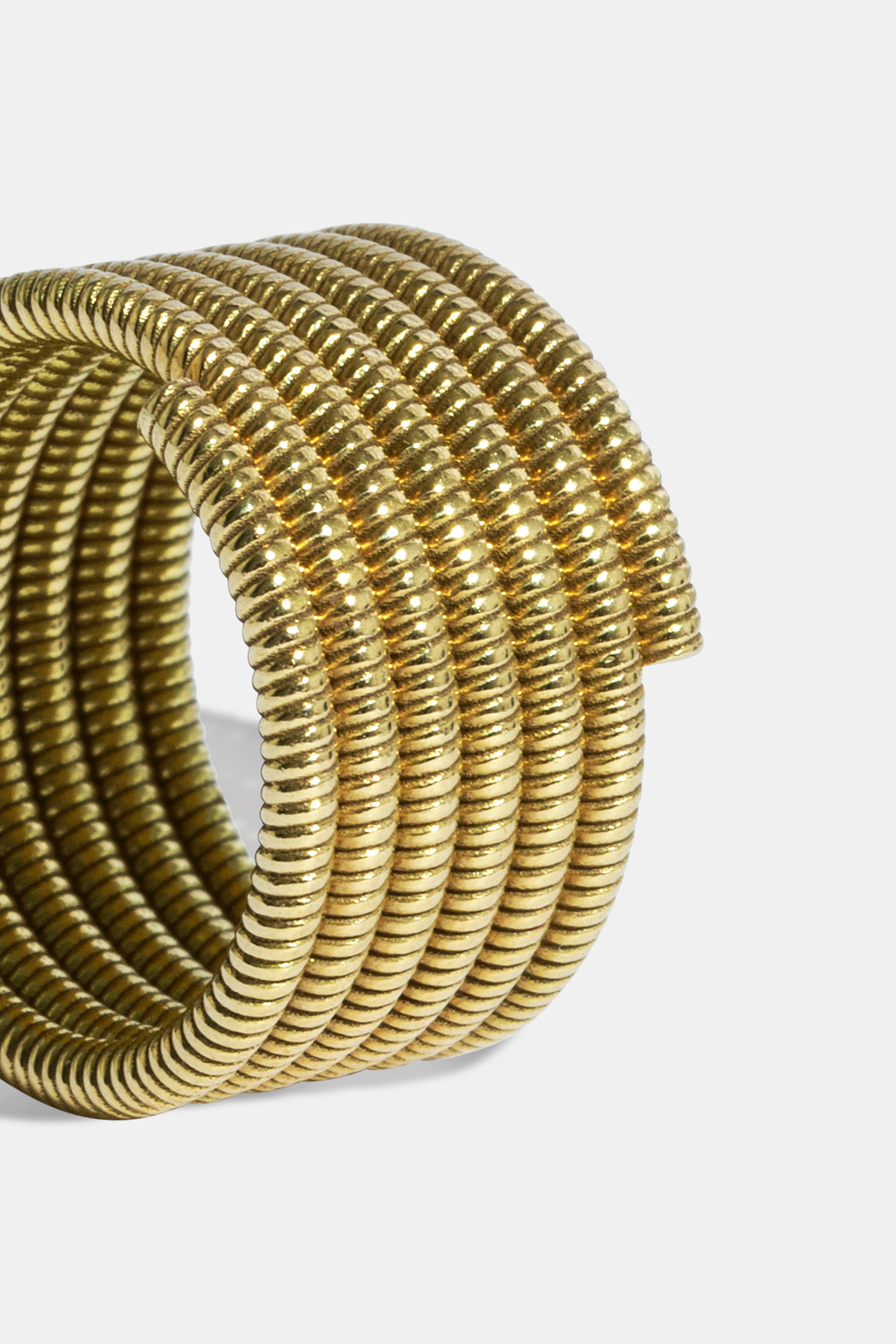 Cabo twist ring