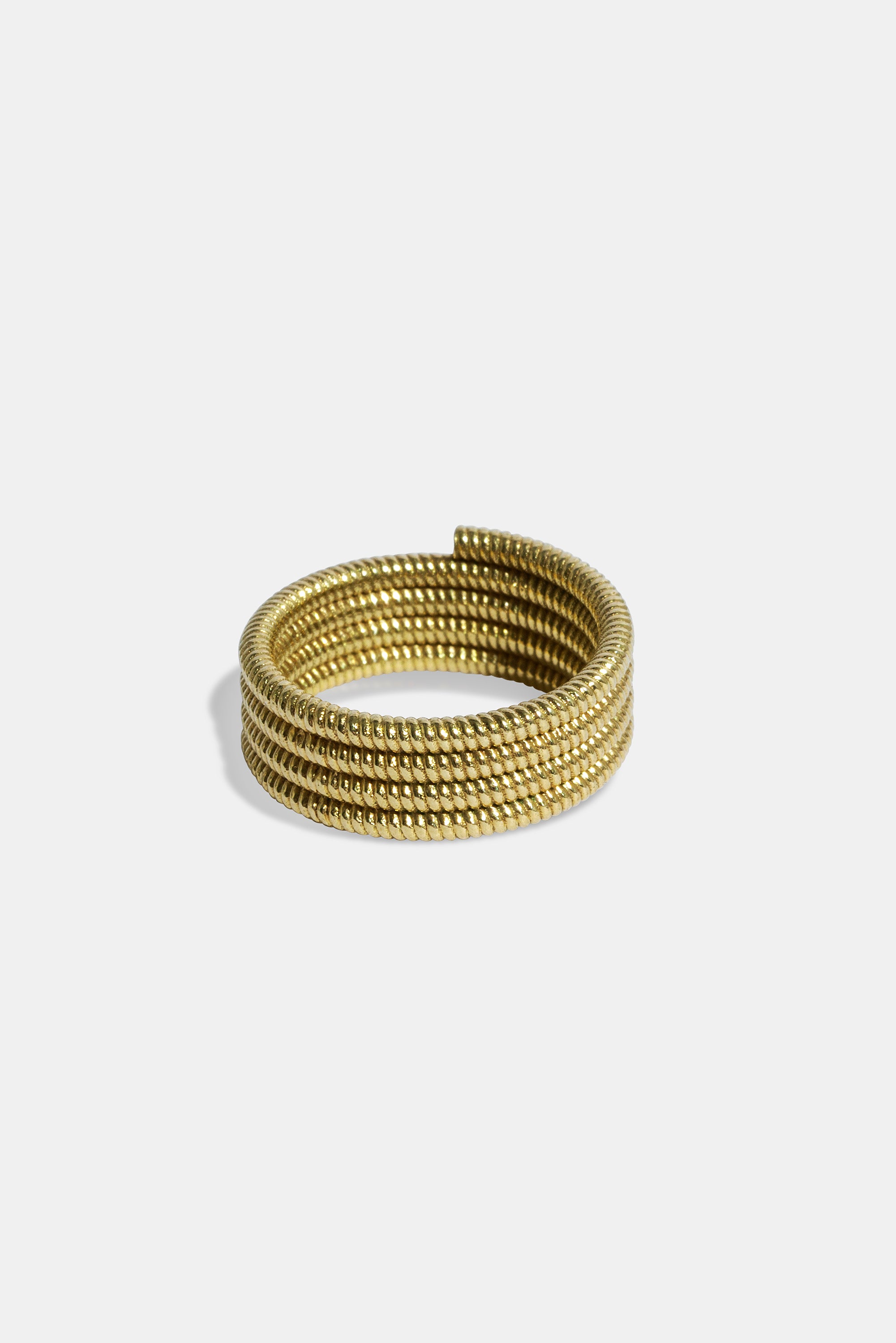 Cabo twist diamond pinky ring