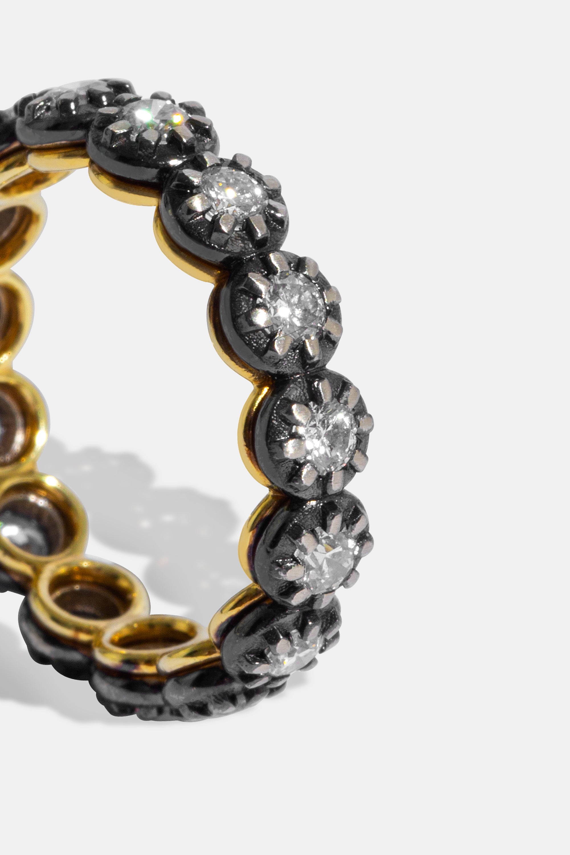 Anitta engagement black ring