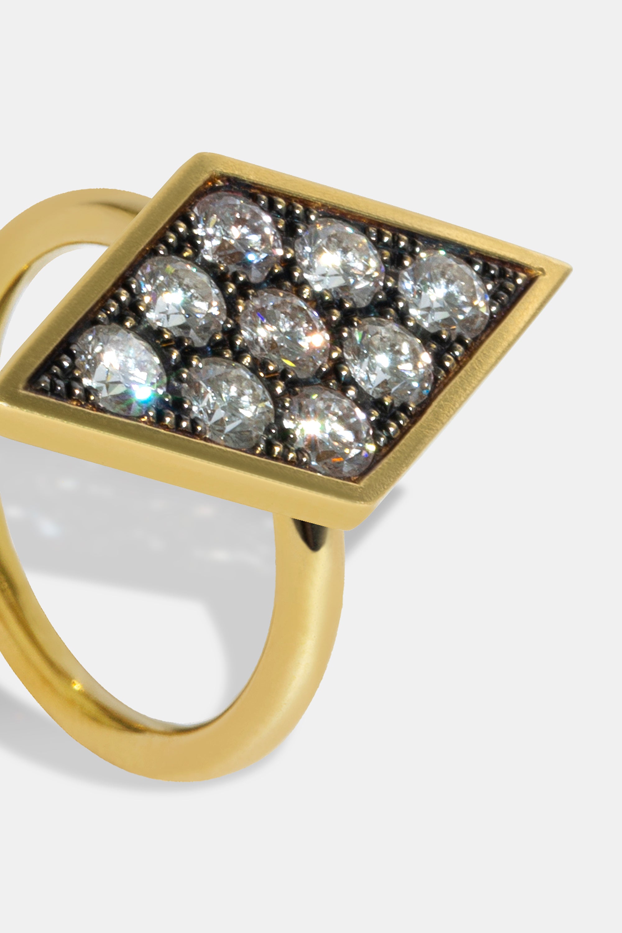 Midnight rombo ring