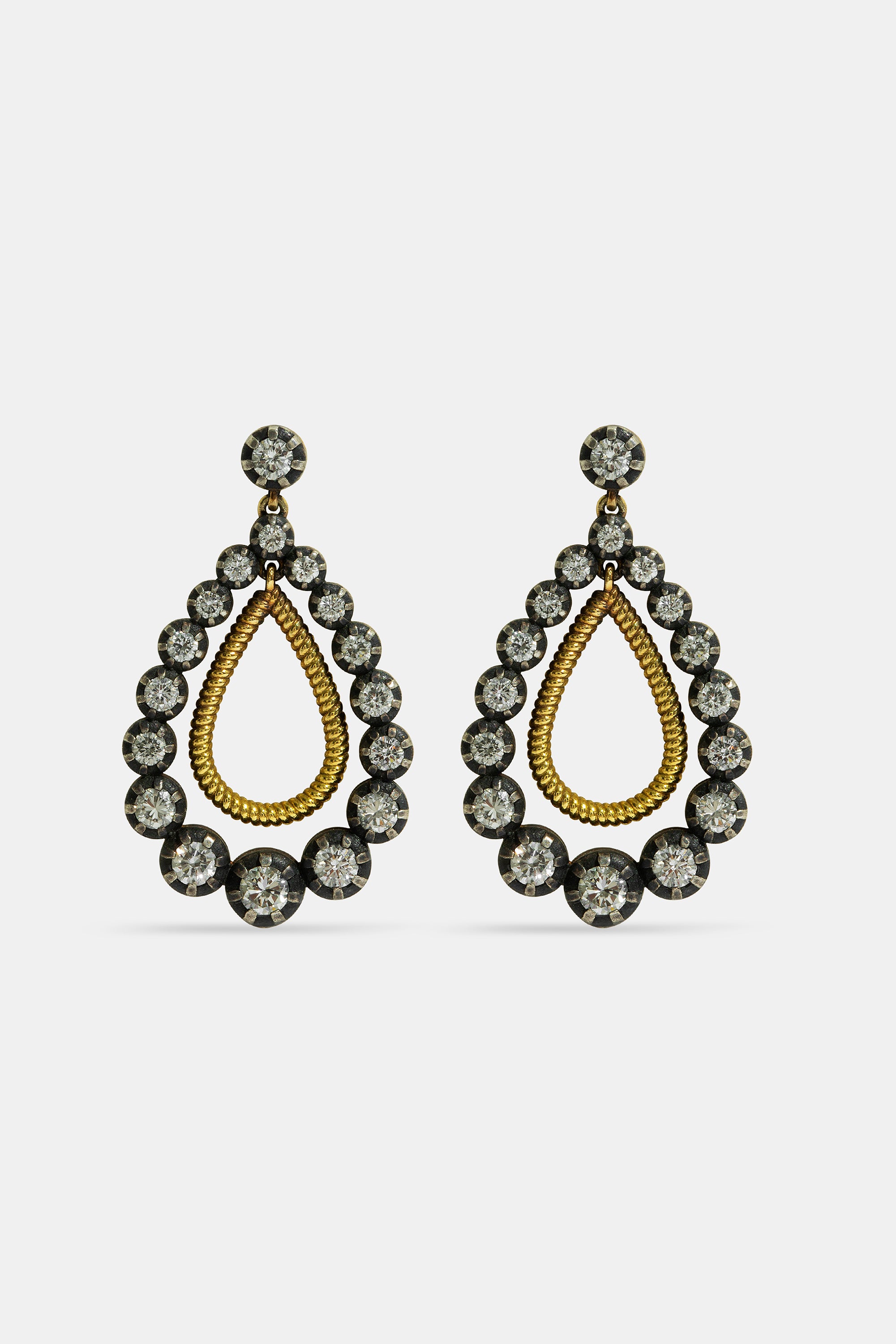 Gota earrings