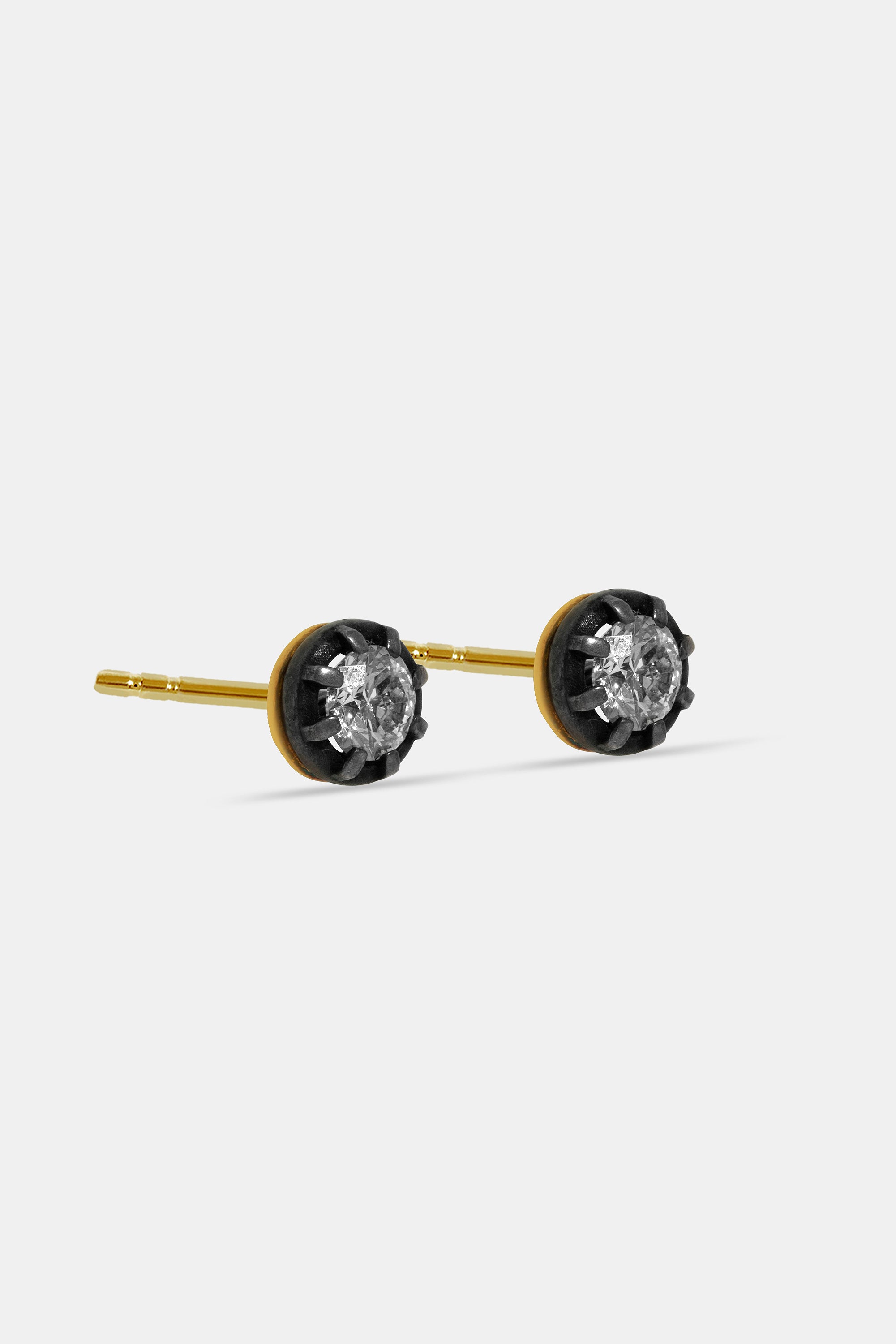 Midnight studs 0.50ct