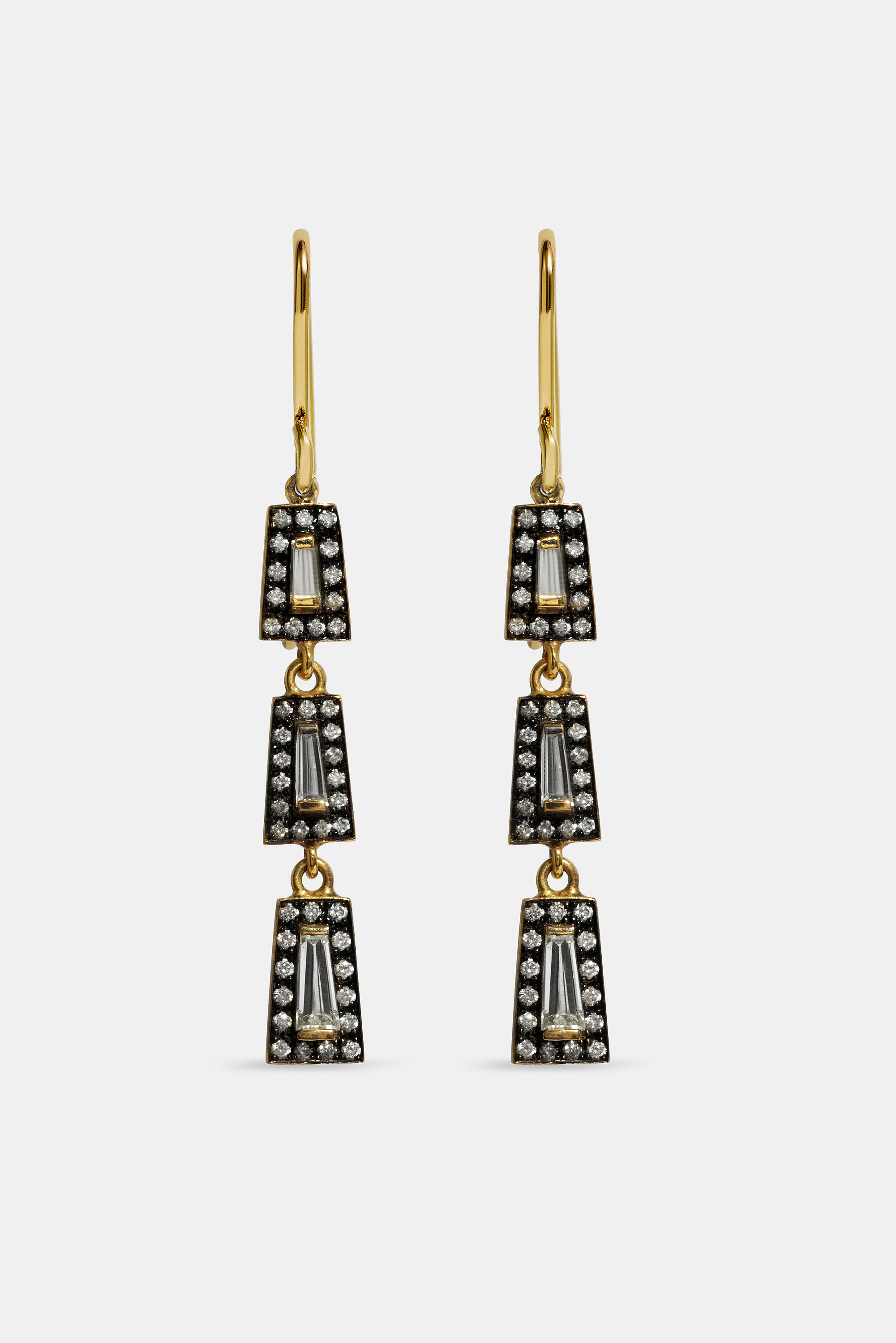 Midnight three taper earrings