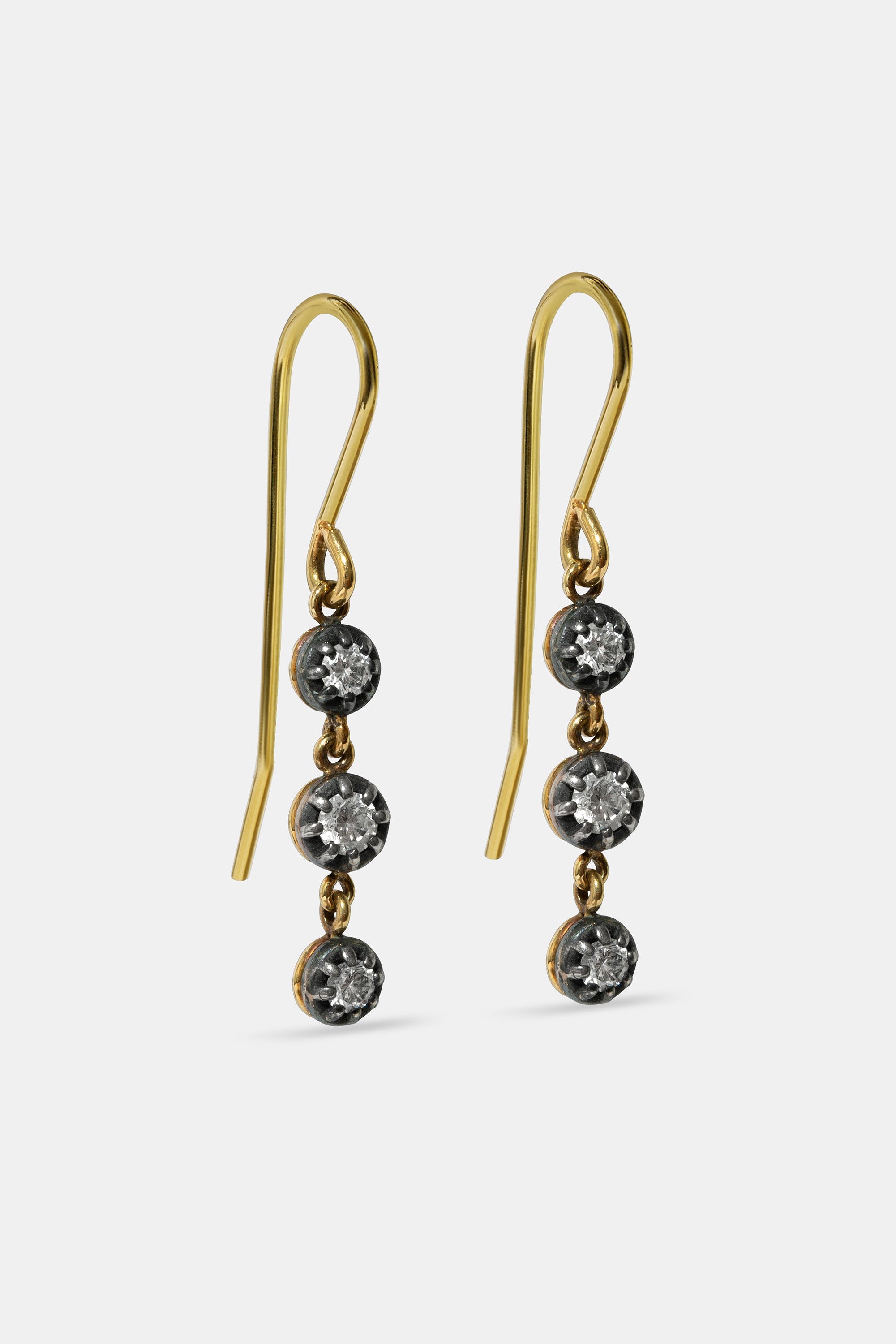 Midnight 3 diamonds hook earrings