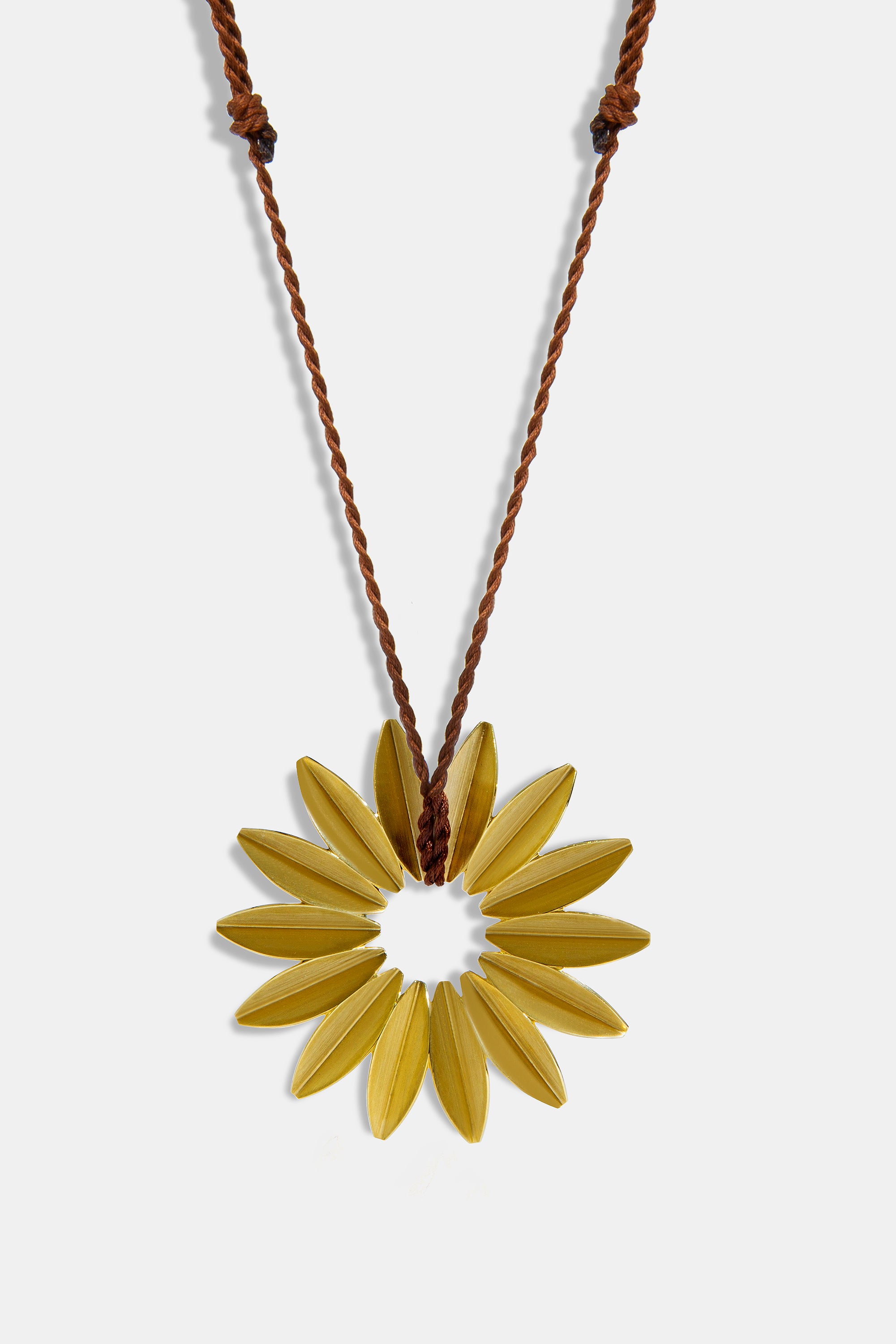 Colgante de cinta Swords grande 