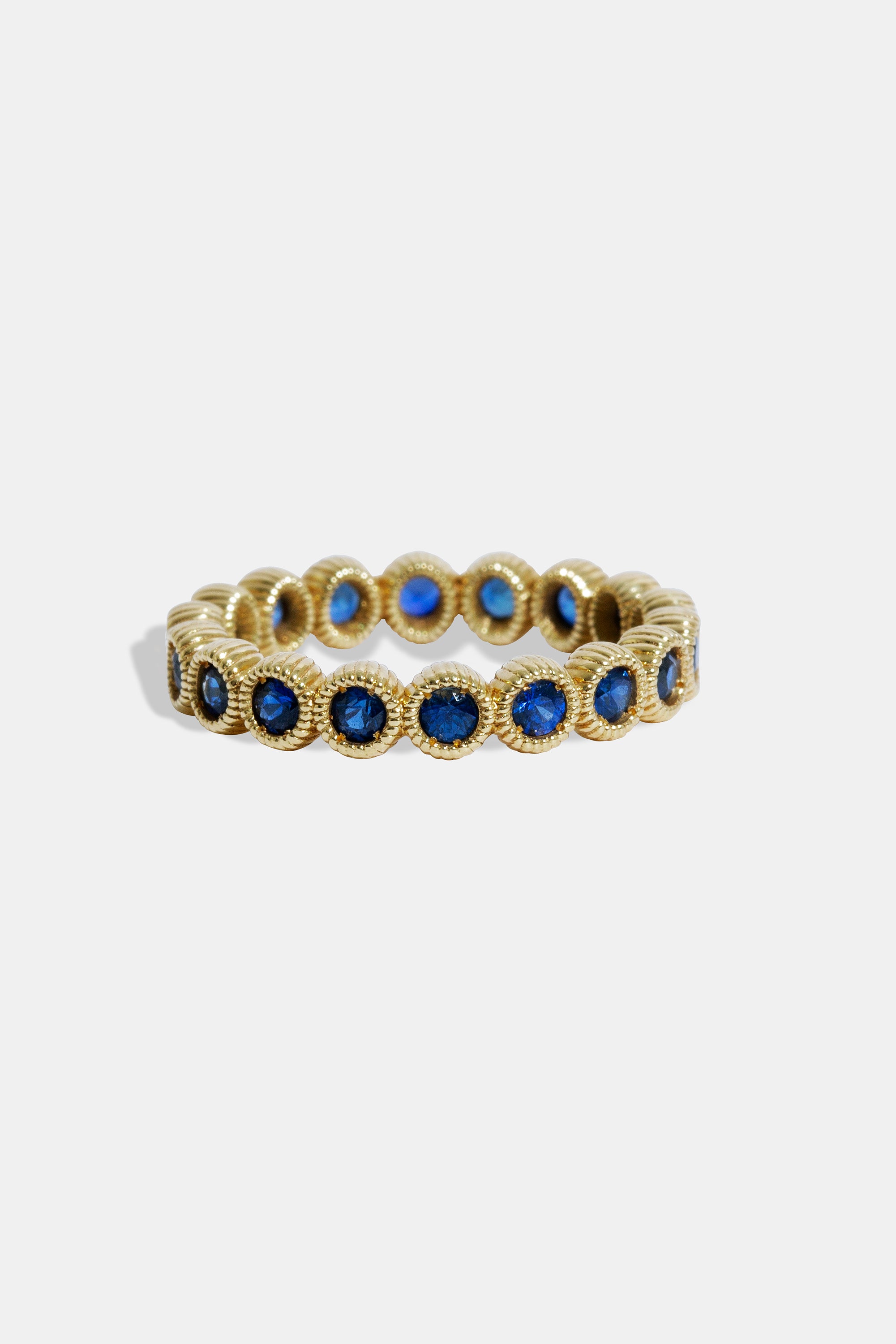Cabo Anitta sapphire ring