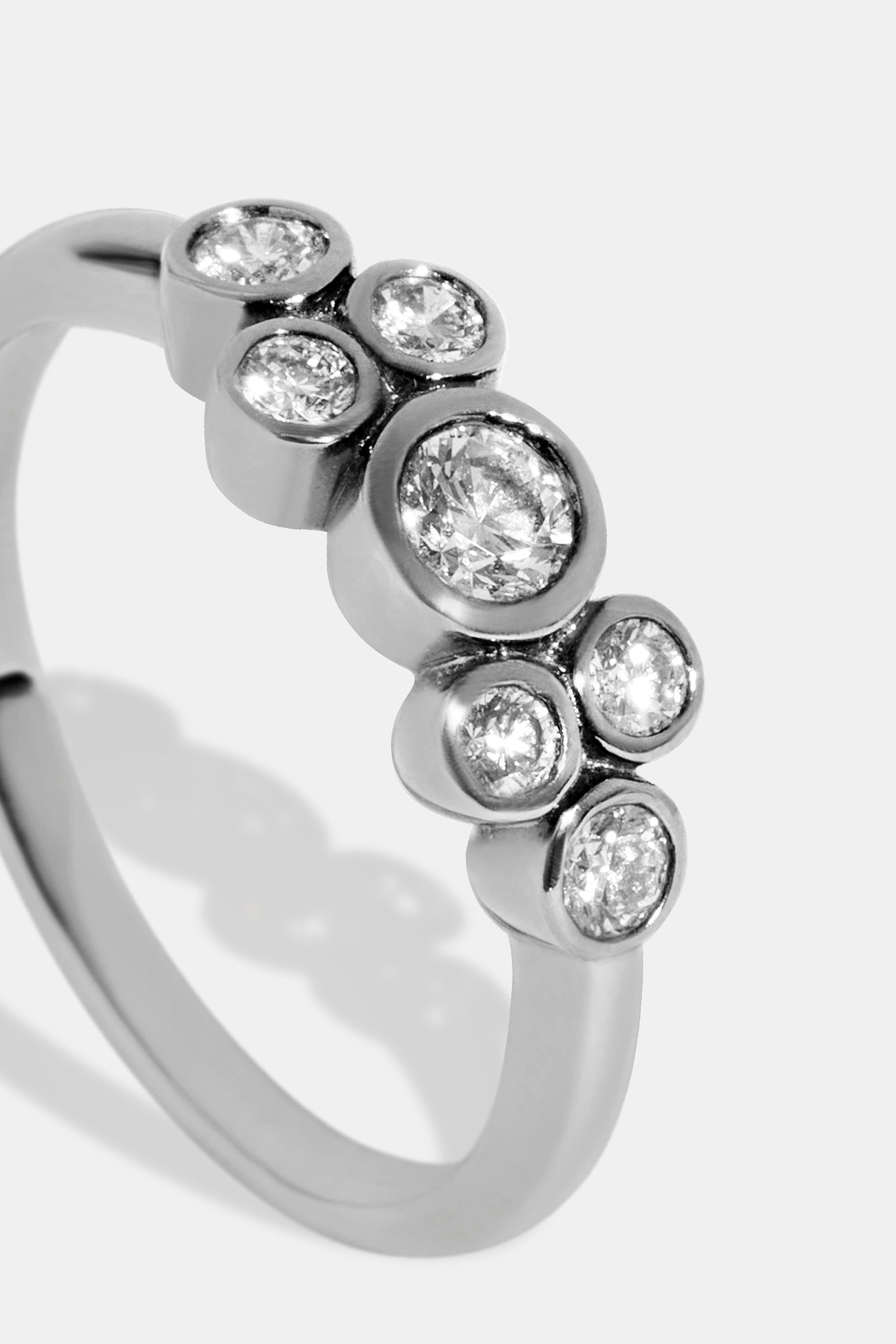 Bies little white ring