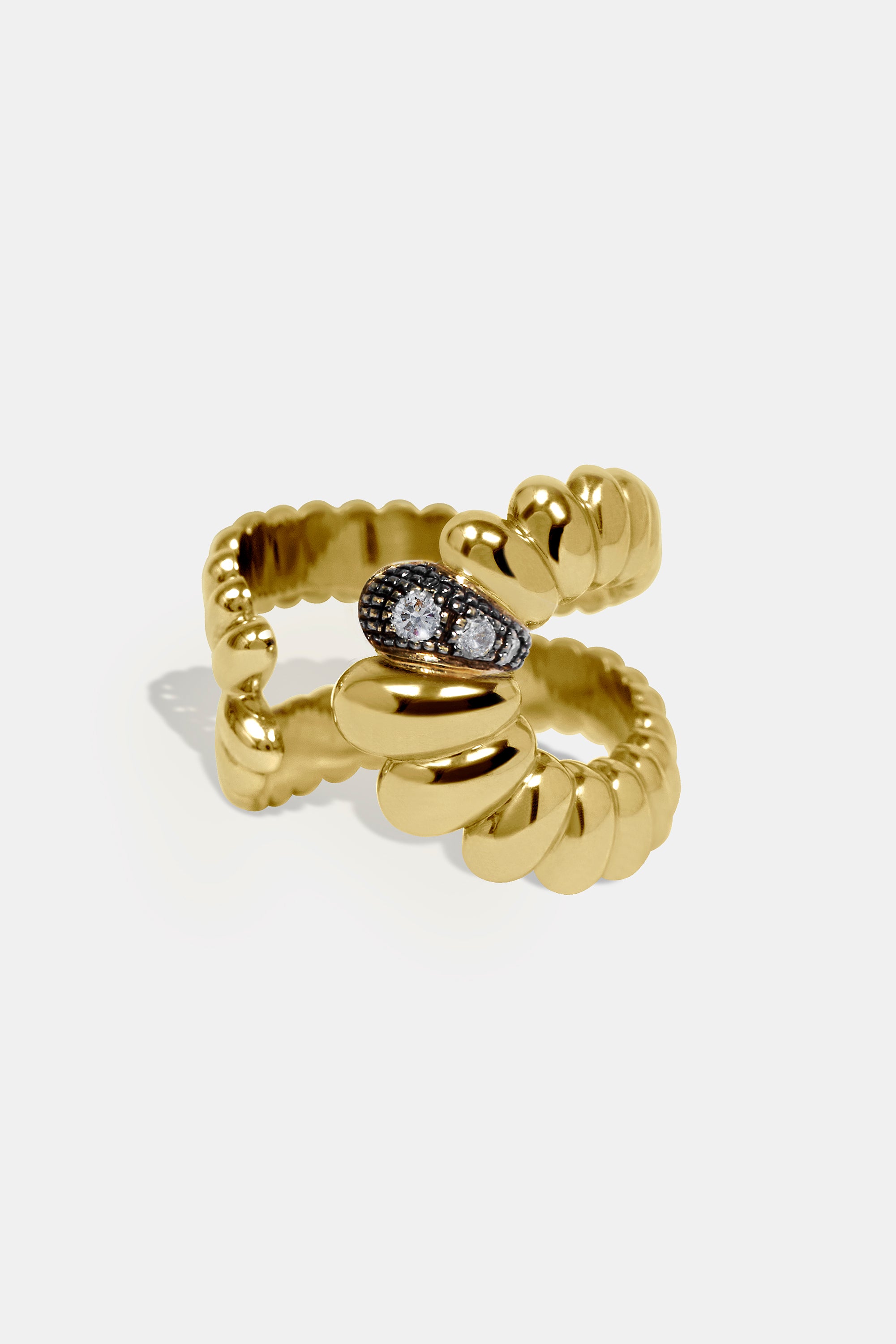 Spiral ring with diamonds