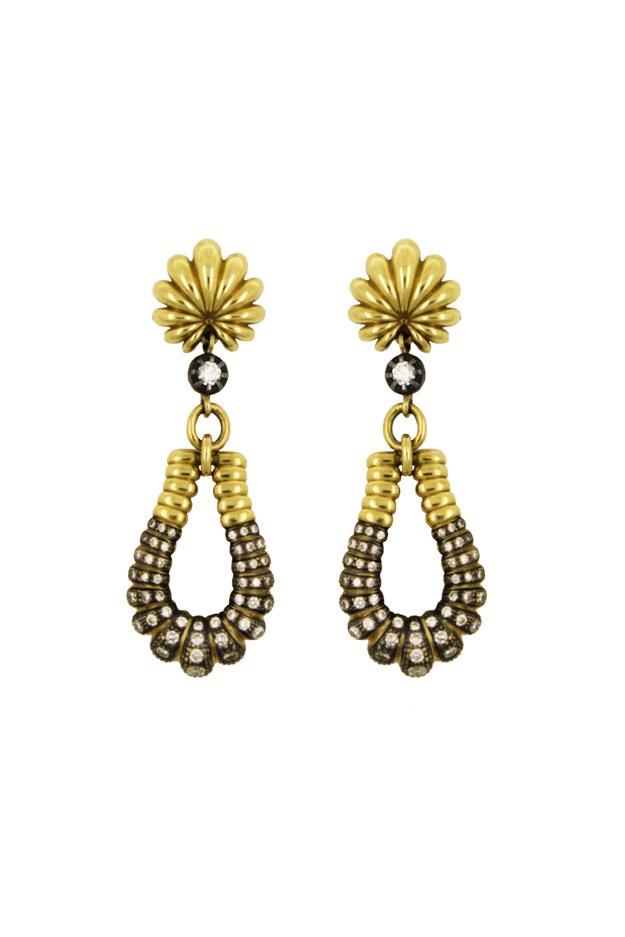 Pendientes de concha en espiral