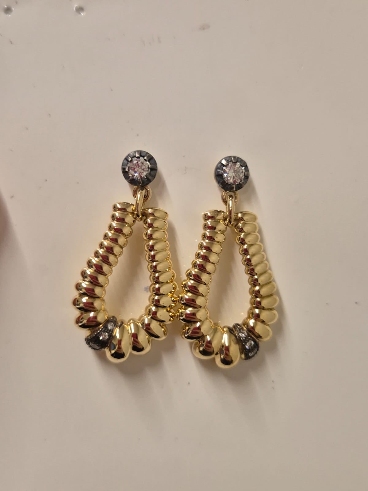 Spiral earrings diamond & black rhodium