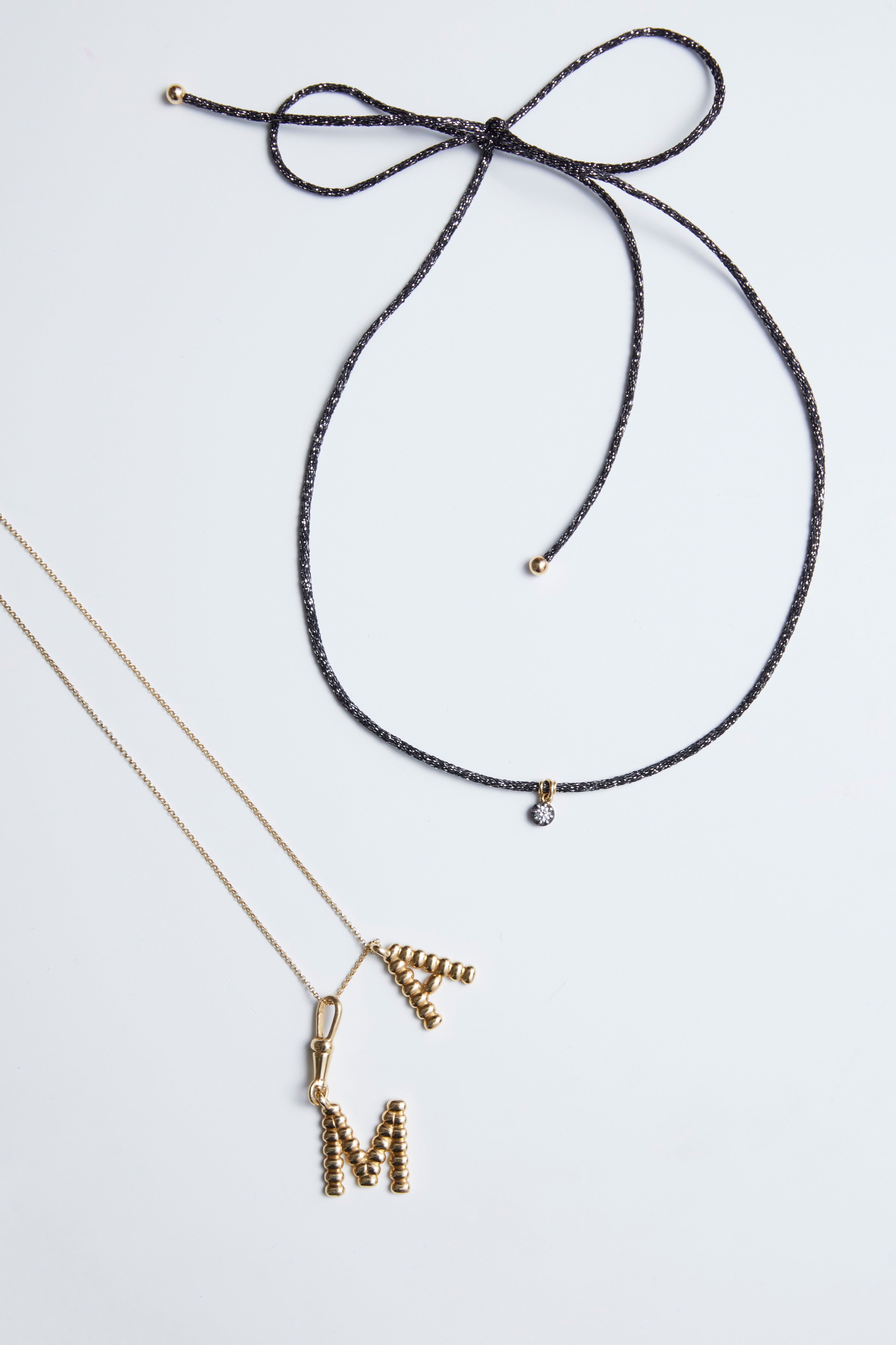 Colgante Gold & Gold letra mini